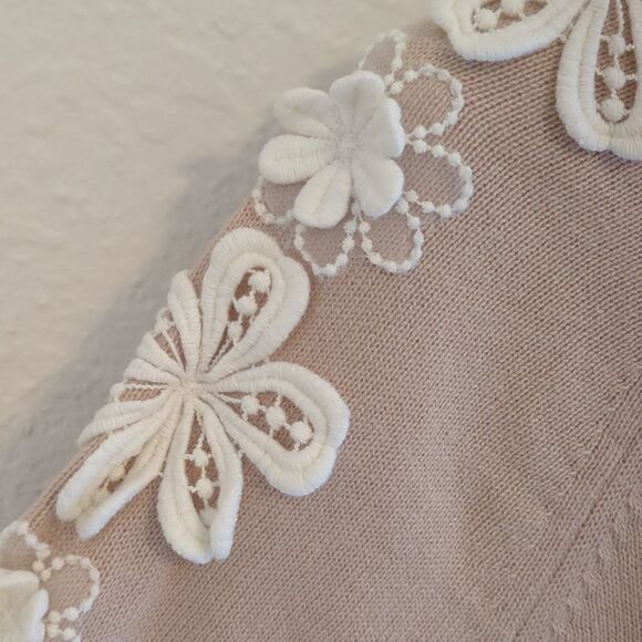 J. Crew Lace Crochet Sleeve Flower Embellished Appliqué Sweater - Picture 3 of 8